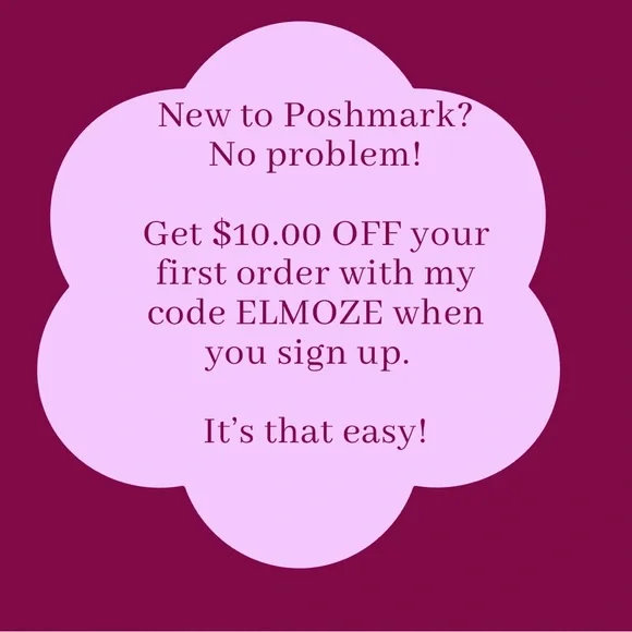 NIKE Hoodie - Soft and Like New - Picture 11 of 11